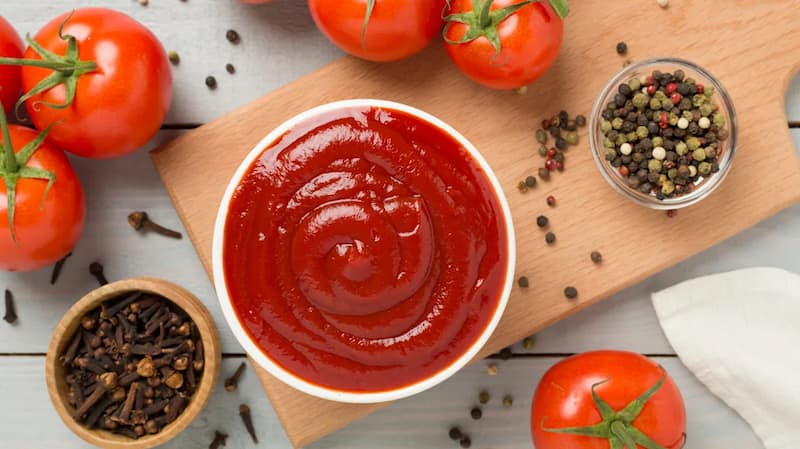 تصویر 2 از رب گوجه فرنگی هایلی با طعم متعادل و کیفیت مناسب آشپزی